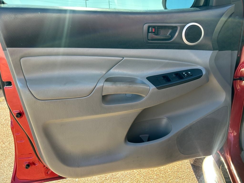 2015 Toyota Tacoma Base