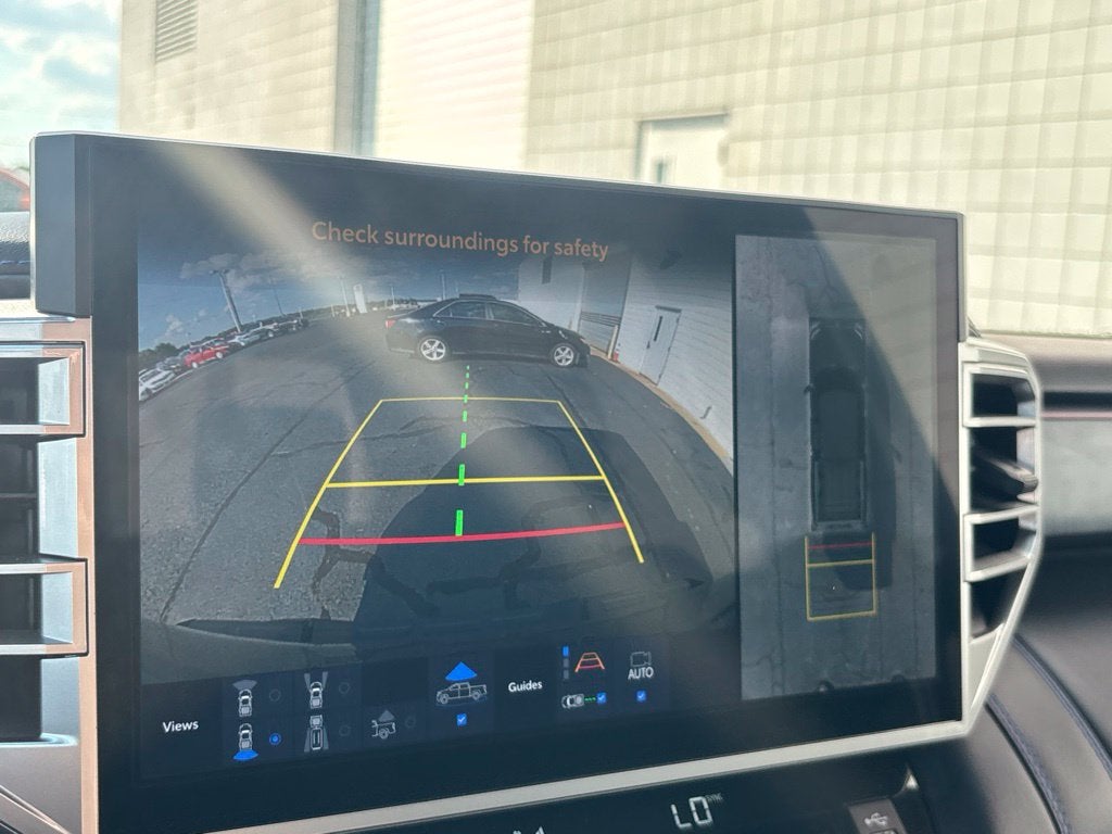 2025 Toyota Tundra Hybrid Platinum