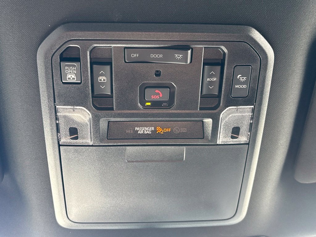 2025 Toyota Tundra Hybrid Platinum