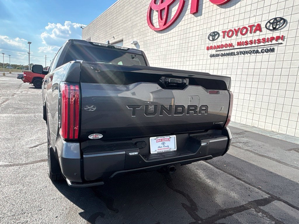 2025 Toyota Tundra Hybrid Platinum