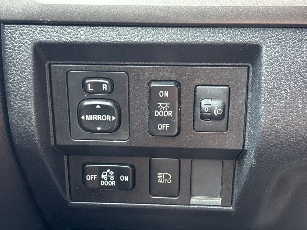 2019 Toyota Tundra SR5 4.6L V8