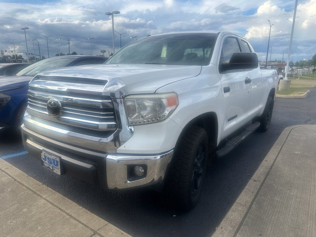2017 Toyota Tundra SR5