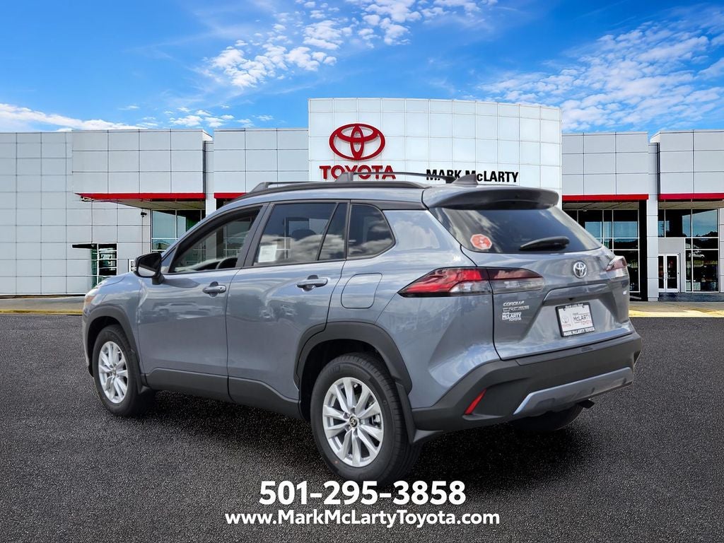 2026 Toyota Corolla Cross LE