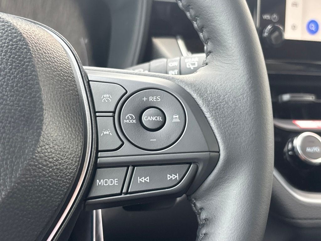 2026 Toyota Corolla Cross Hybrid SE