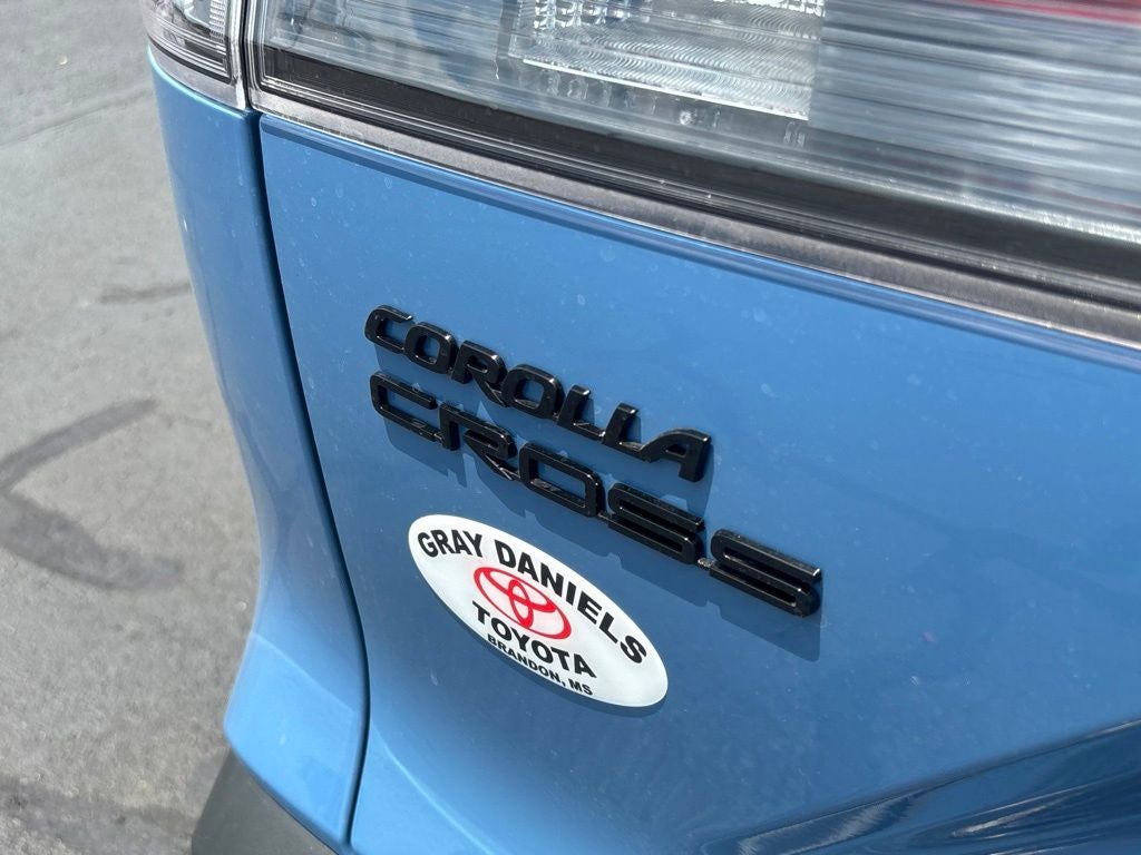 2026 Toyota Corolla Cross Hybrid SE