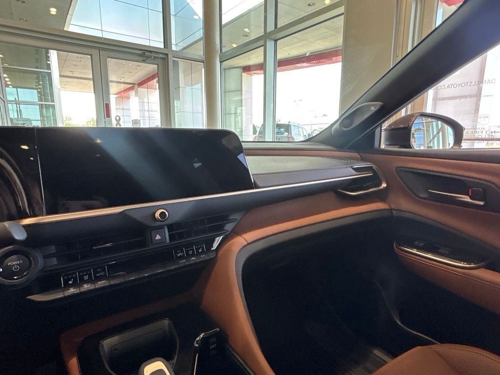 2026 Toyota Crown Signia Limited