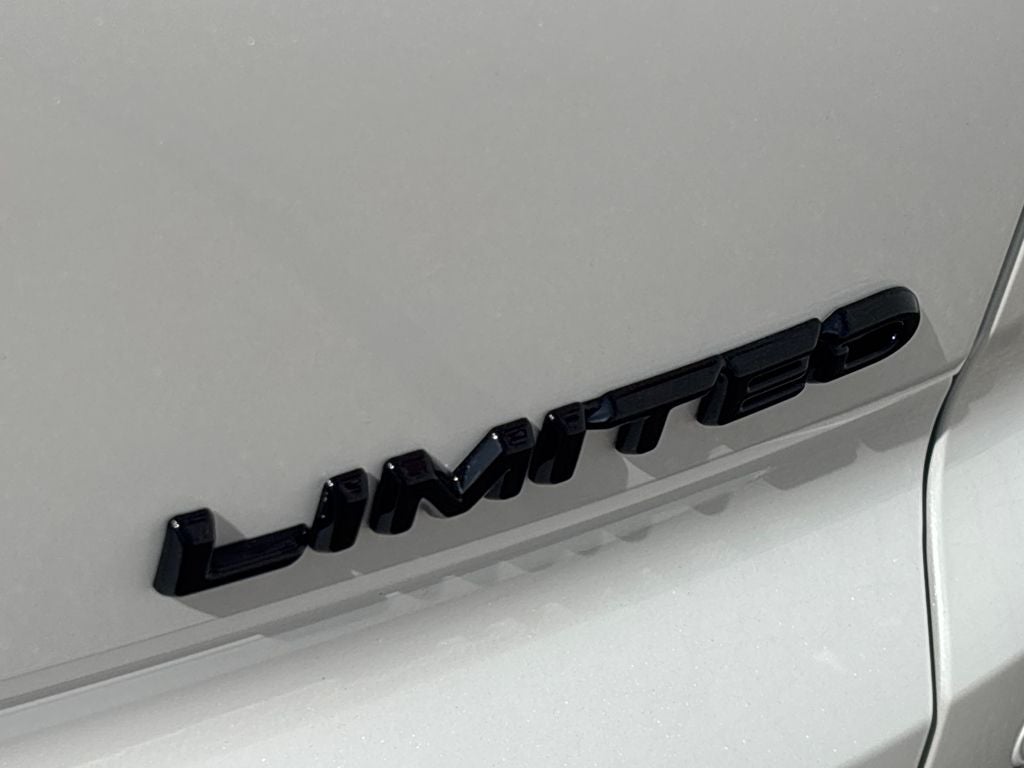 2026 Toyota Crown Signia Limited