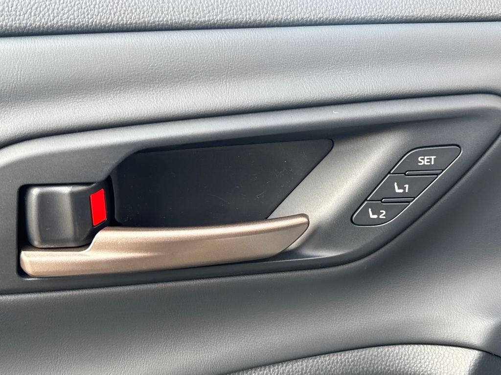 2026 Toyota Crown Signia Limited