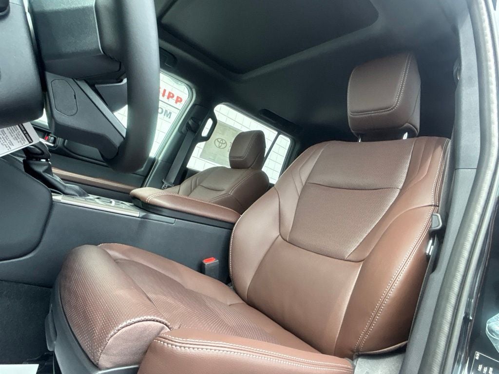 2027 Toyota Land Cruiser Base