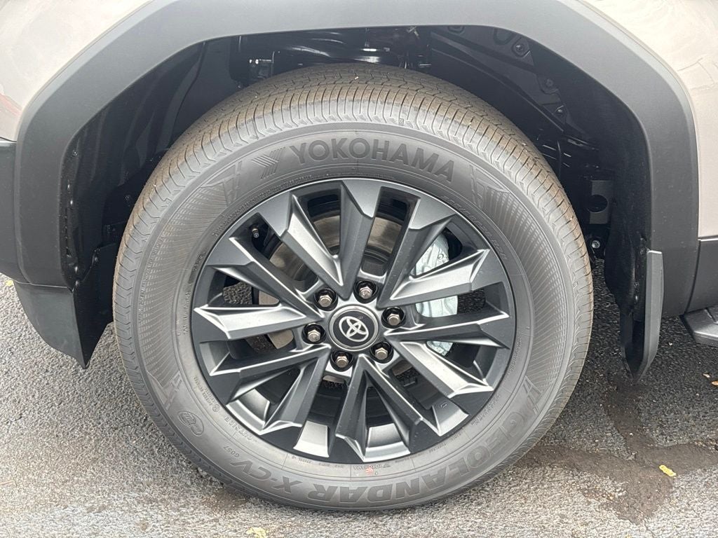 2027 Toyota Land Cruiser Base