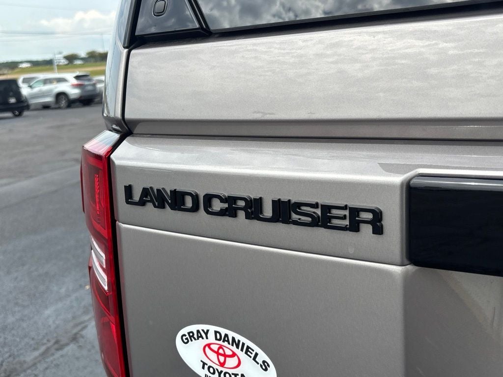 2027 Toyota Land Cruiser Base