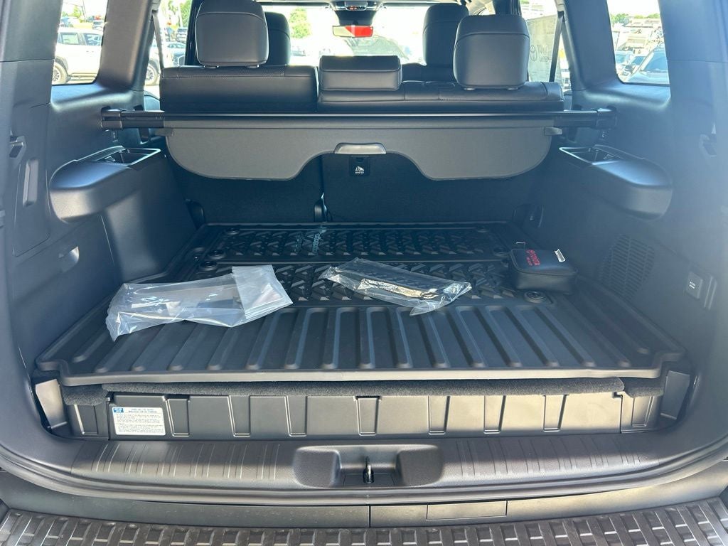 2027 Toyota Land Cruiser Base