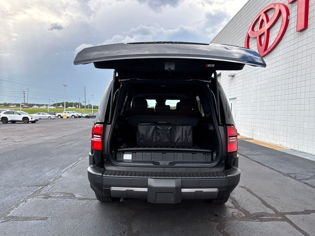 2027 Toyota Land Cruiser Base