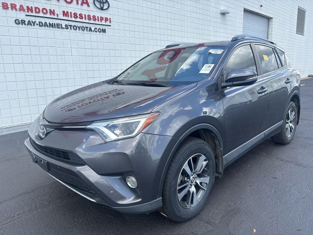 2017 Toyota RAV4 XLE