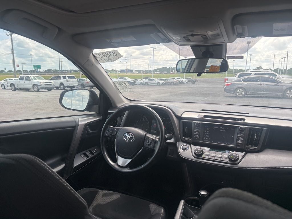 2017 Toyota RAV4 XLE