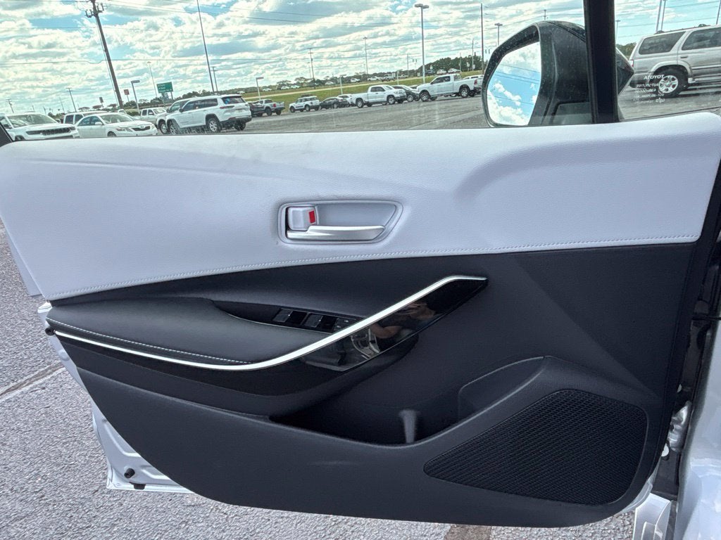 2027 Toyota Corolla Hatchback XSE