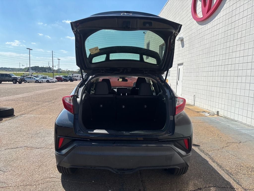 2020 Toyota C-HR LE