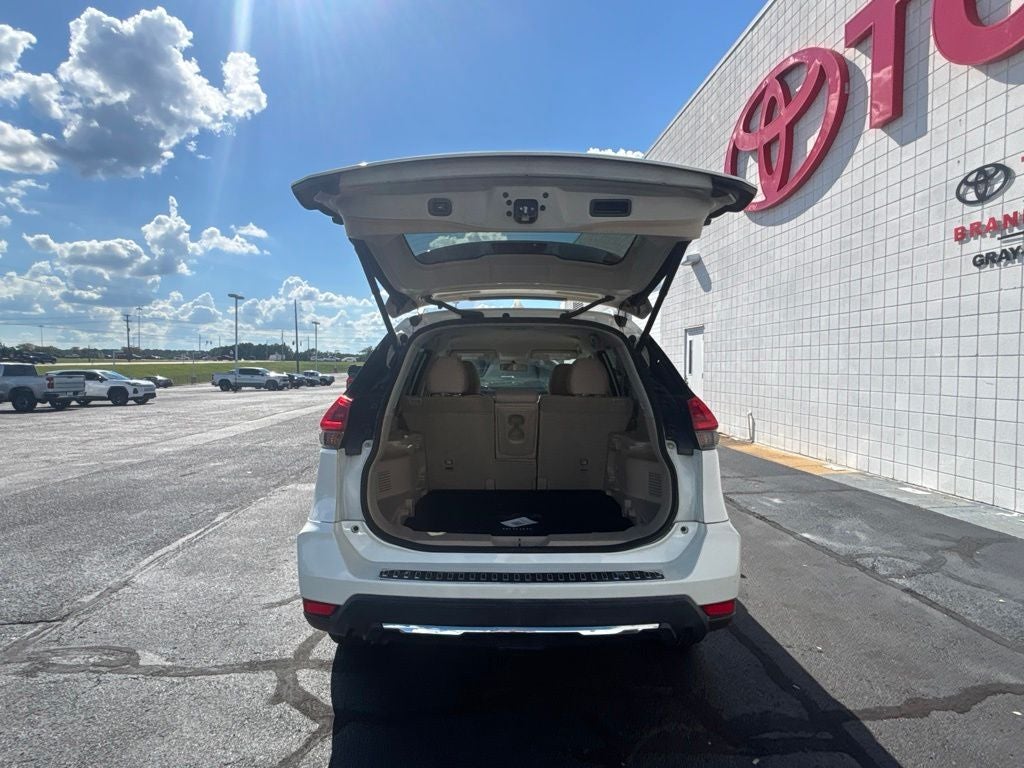 2018 Nissan Rogue SV