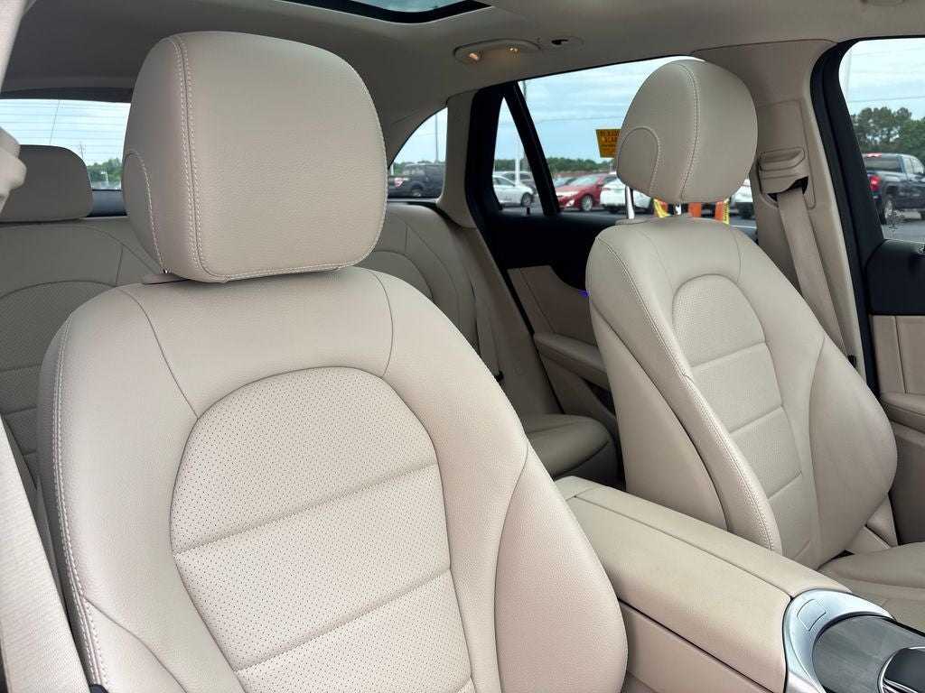 2022 Mercedes-Benz GLC GLC 300