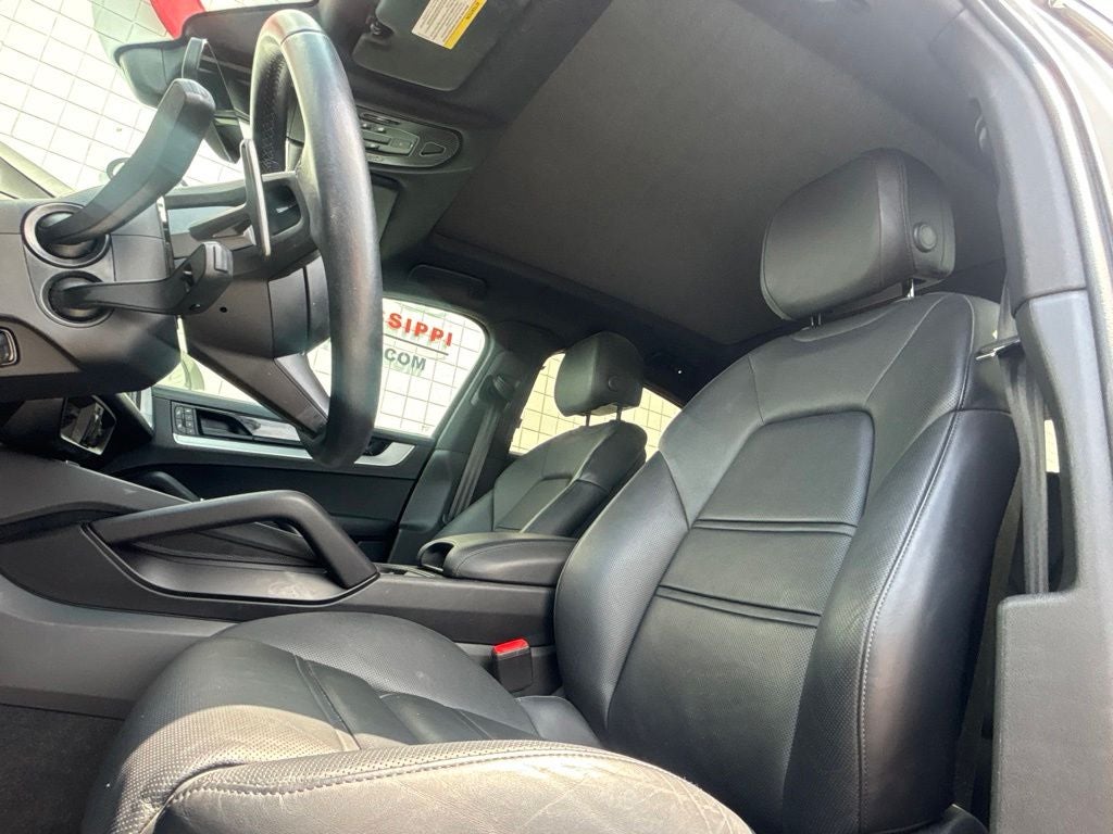 2024 Porsche Cayenne Coupe S
