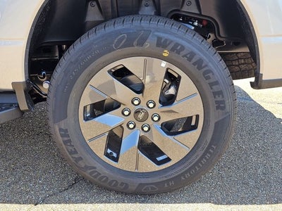 2025 Ford F-150 Lightning Flash™