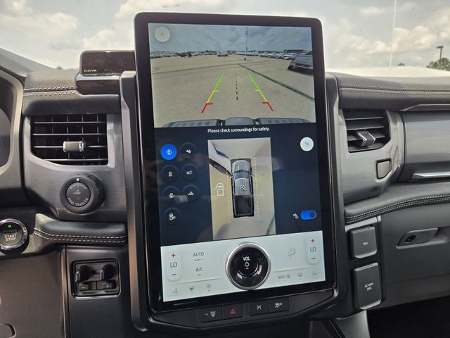 2025 Ford F-150 Lightning Flash™