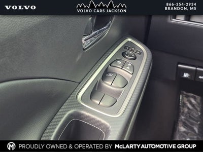 2024 Nissan Versa 1.6 SR