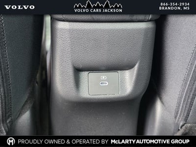 2024 Nissan Versa 1.6 SR