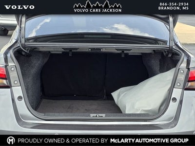 2024 Nissan Versa 1.6 SR