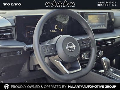 2025 Nissan Kicks S