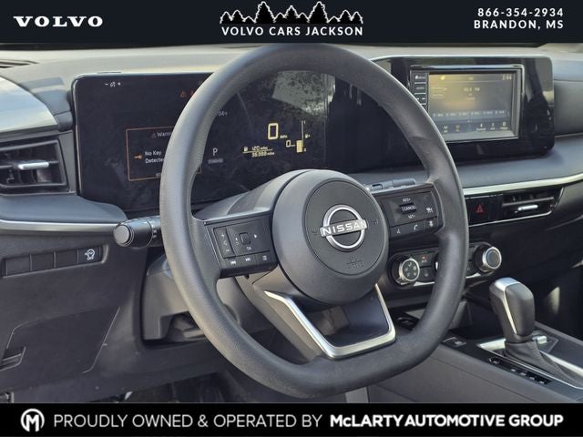 2025 Nissan Kicks S