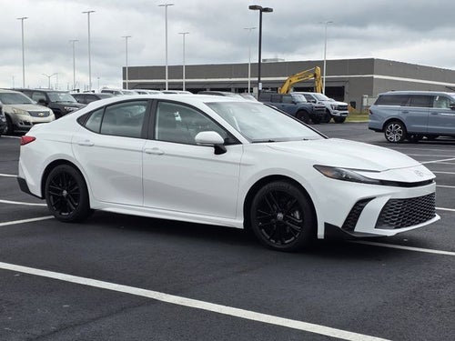 2025 Toyota Camry SE