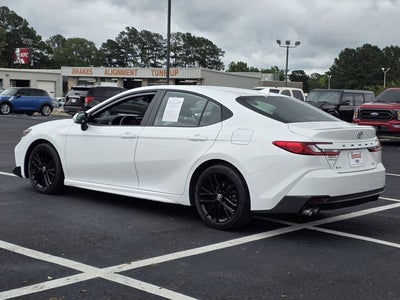 2025 Toyota Camry SE