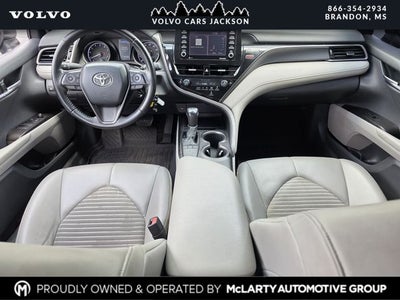 2022 Toyota Camry SE