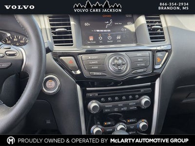 2020 Nissan Pathfinder SV