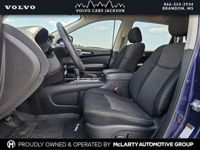 2020 Nissan Pathfinder SV