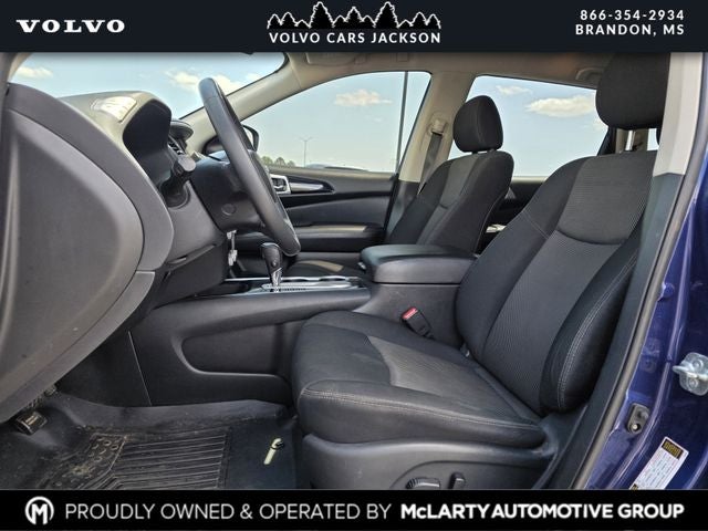 2020 Nissan Pathfinder SV