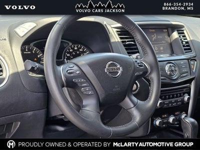 2020 Nissan Pathfinder SV