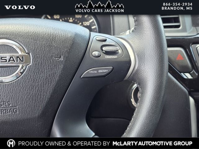 2020 Nissan Pathfinder SV