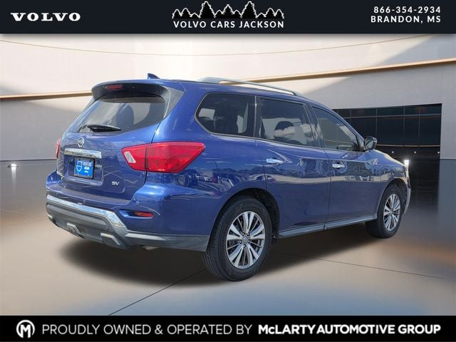 2020 Nissan Pathfinder SV