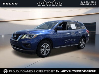 2020 Nissan Pathfinder SV