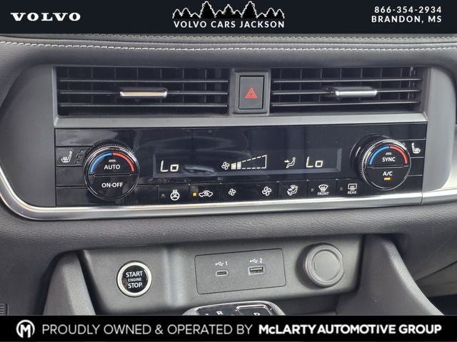 2023 Nissan Rogue SV Midnight Edition