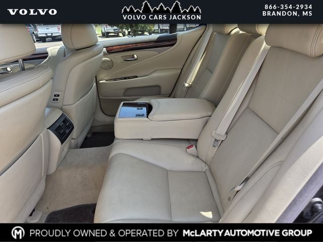 2016 Lexus LS 460