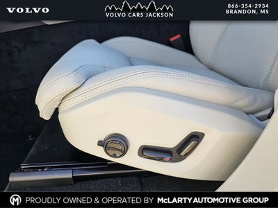 2026 Volvo XC90 B6 Ultra Dark 6-Passenger