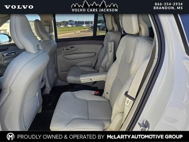 2026 Volvo XC90 B6 Ultra Dark 6-Passenger