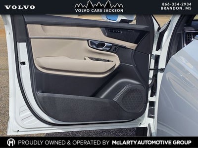 2026 Volvo XC90 B6 Plus 7-Seater