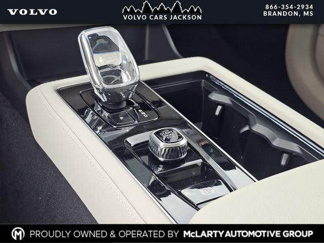 2026 Volvo XC90 B6 Ultra Bright