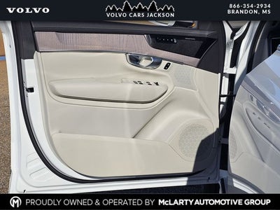 2026 Volvo XC90 B6 Ultra