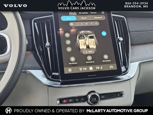 2026 Volvo XC90 B6 Ultra Bright