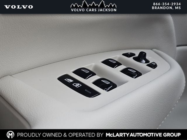 2026 Volvo XC90 B6 Ultra Bright